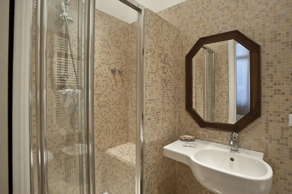 Hotel San Samuele Venedig