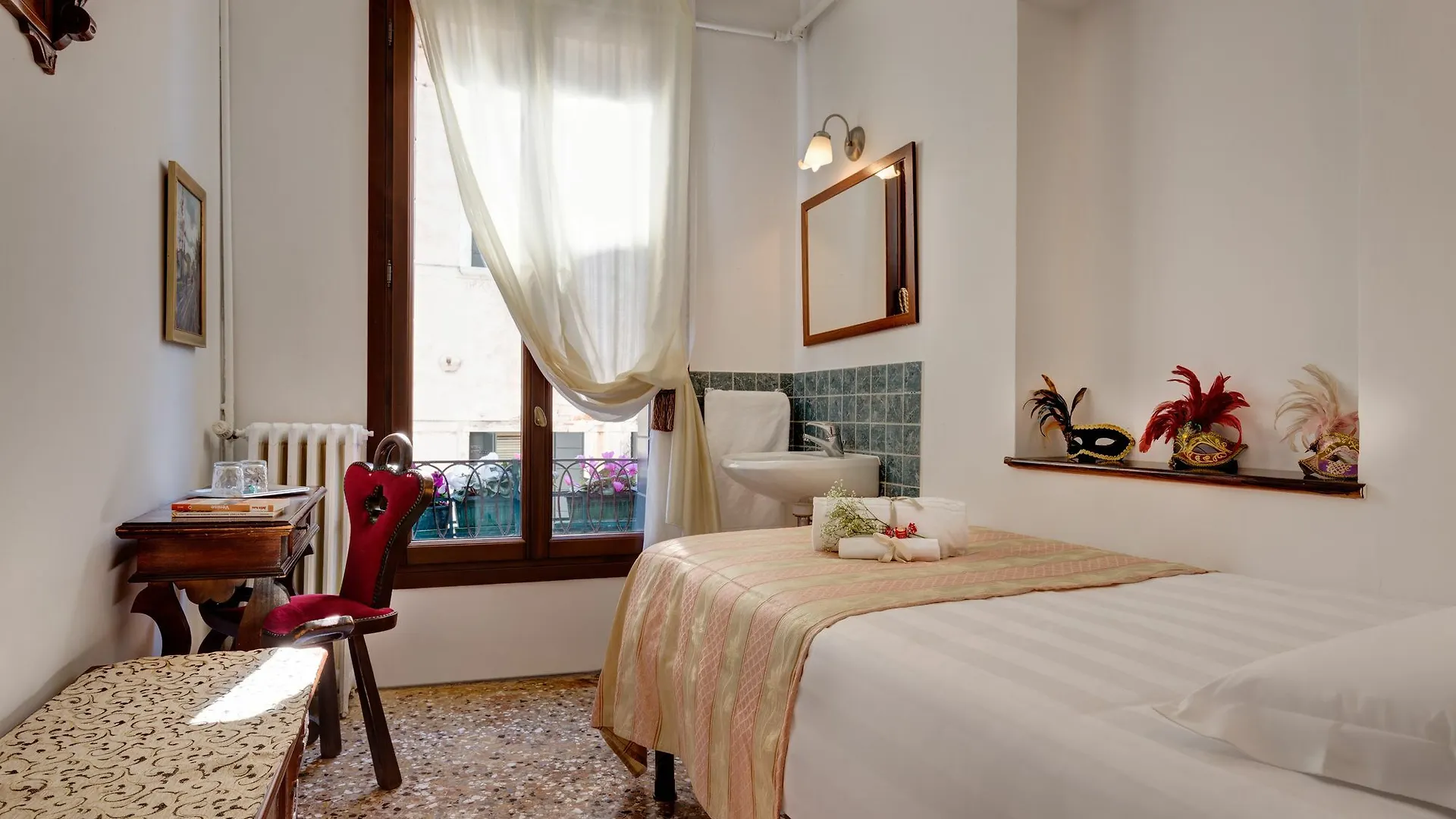 Hotel San Samuele Venice