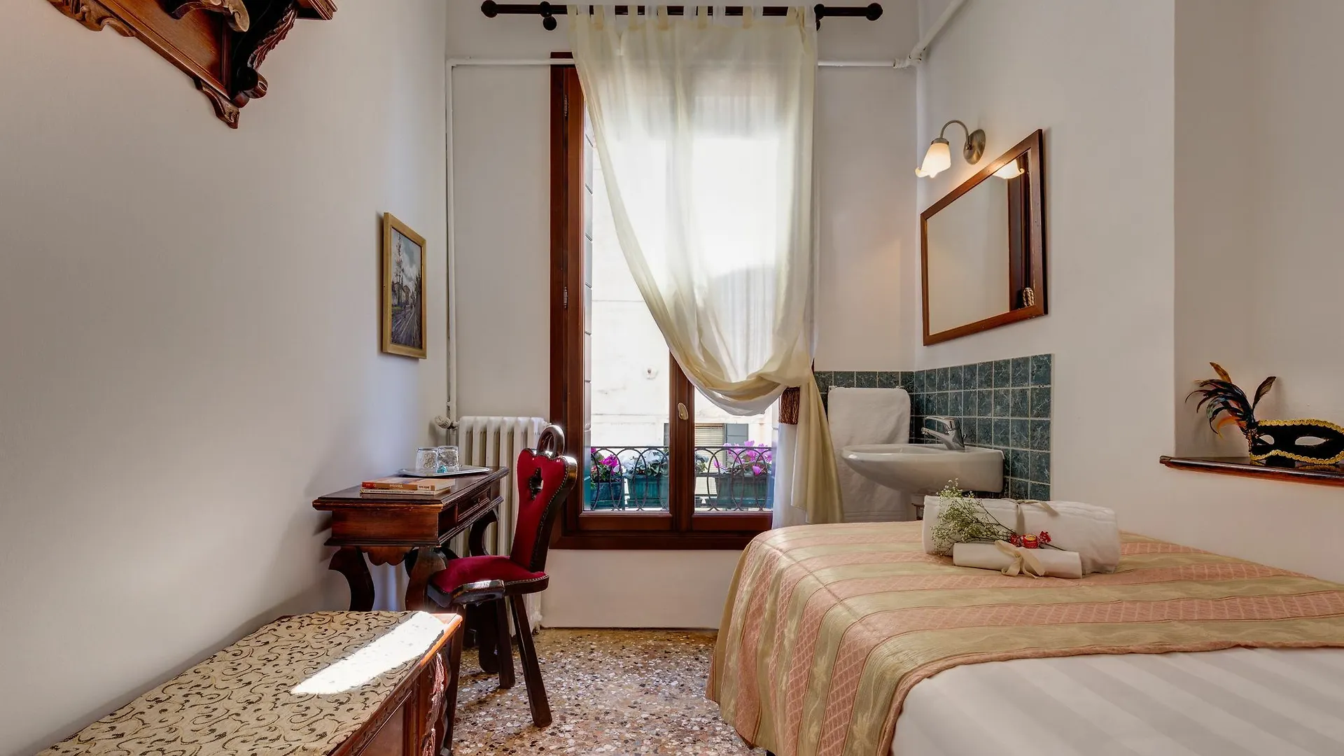 Hotel San Samuele Venice
